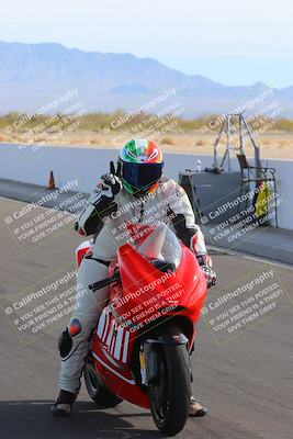 media/Mar-20-2023-Moto Forza (Mon) [[d0bbc59e78]]/Around the Pits/